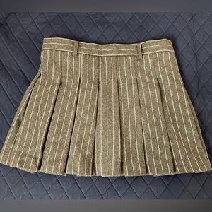 MOON RIVER Women's Pleated Plaid Miniskirt